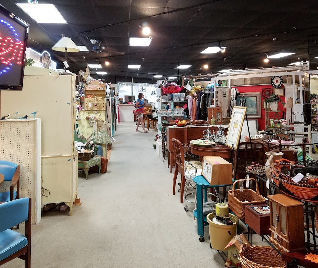 Knick Knacks | 215 W Camp Wisdom Rd #8, Duncanville, TX 75116, USA | Phone: (972) 283-9007