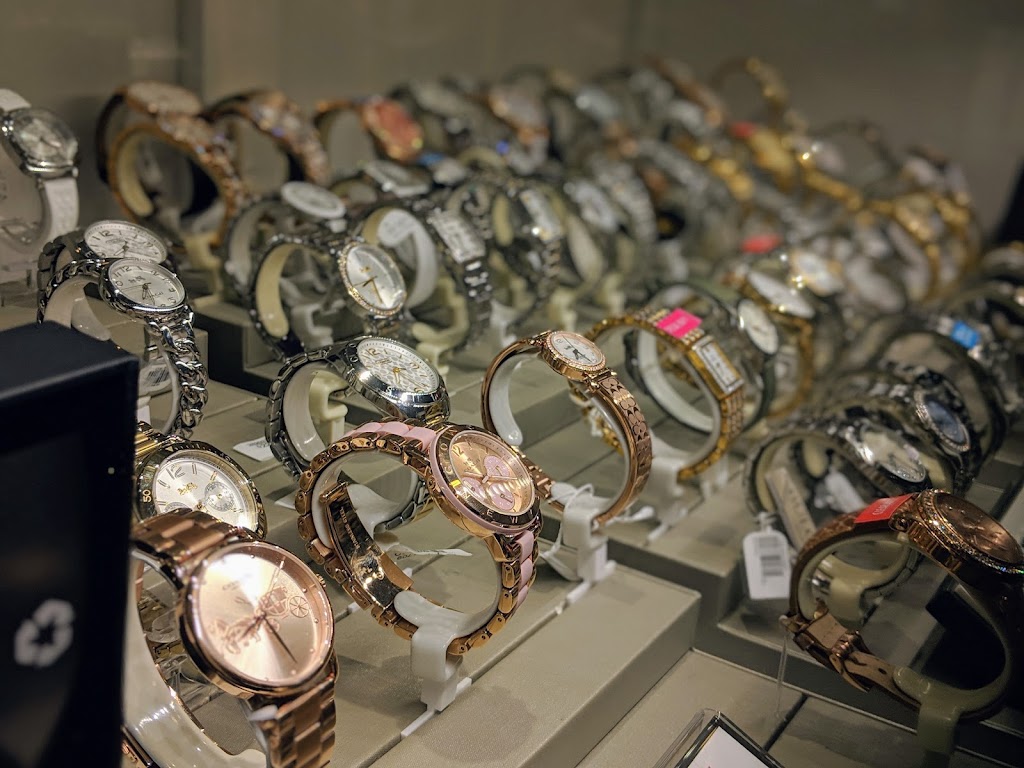 KAY Outlet | 889 Adirondcack Way, Central Valley, NY 10917, USA | Phone: (845) 928-3892