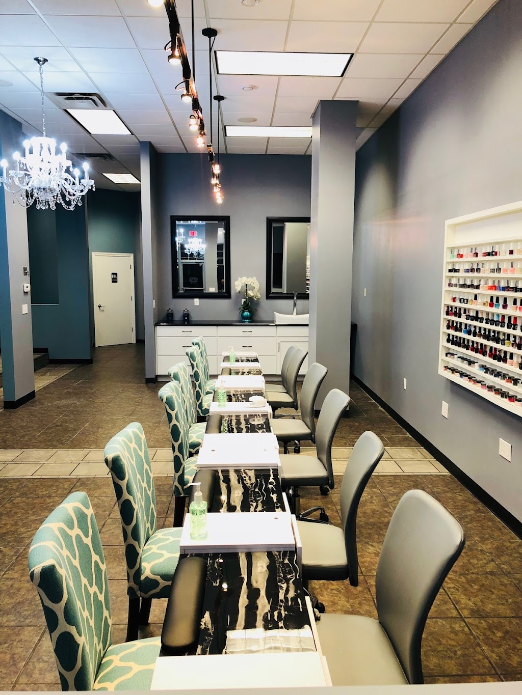 Polished Salon | 9981 Vail Dr, Twinsburg, OH 44087, USA | Phone: (234) 212-1111