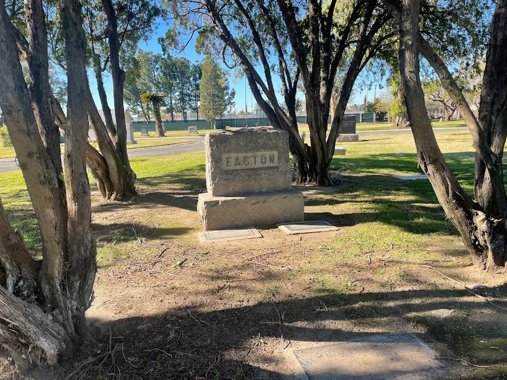 Rialto Park Cemetery | 200 N Willow Ave, Rialto, CA 92376, USA | Phone: (909) 820-2522