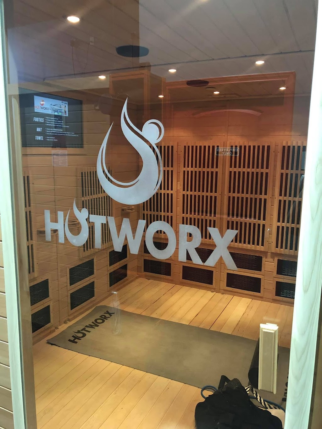 HOTWORX - Keller, TX | 967 Keller Pkwy suite b, Keller, TX 76248, USA | Phone: (682) 593-8200