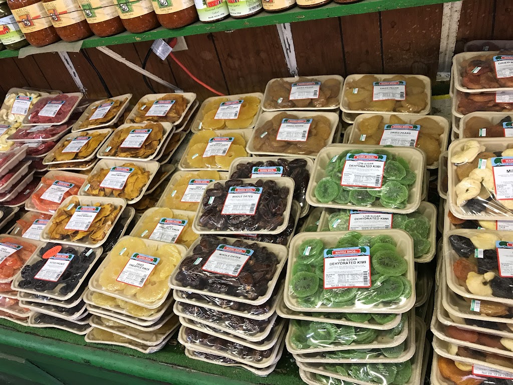 Pacheco Pass Farmers Market | 5600 Pacheco Pass Hwy, Gilroy, CA 95020 | Phone: (831) 630-9244