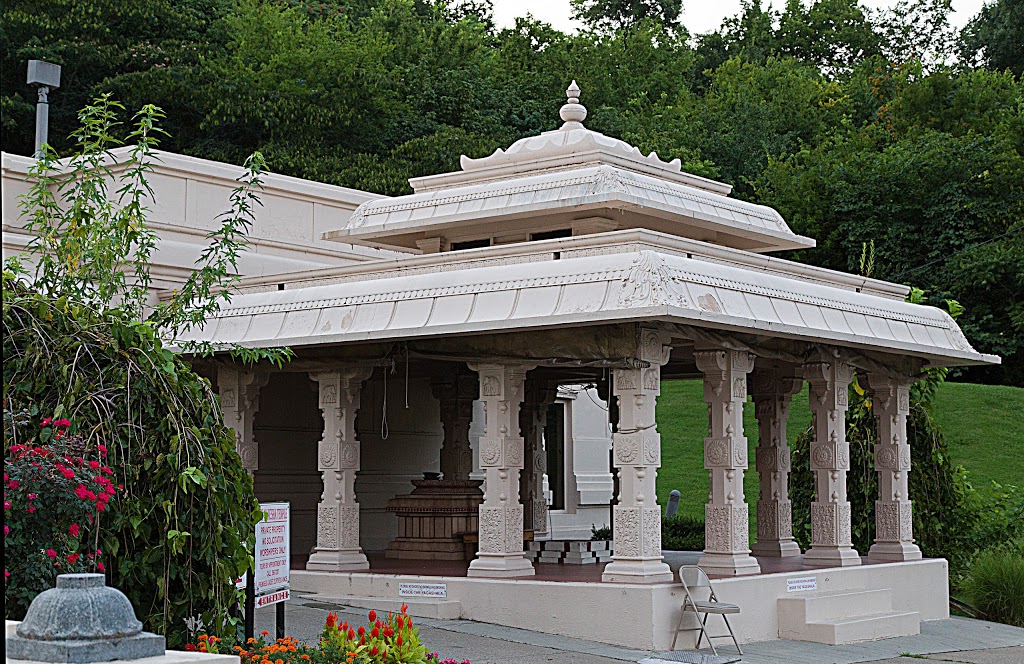 Sri Ganesha Temple in Nashville | 527 Old Hickory Blvd, Nashville, TN 37209, USA | Phone: (615) 356-7207