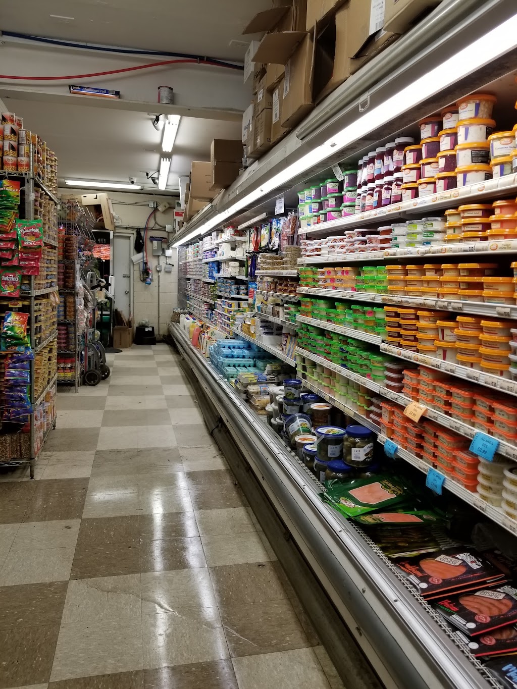 Madanim Supermarket | 18 Washington Ave, New Square, NY 10977, USA | Phone: (845) 354-0300