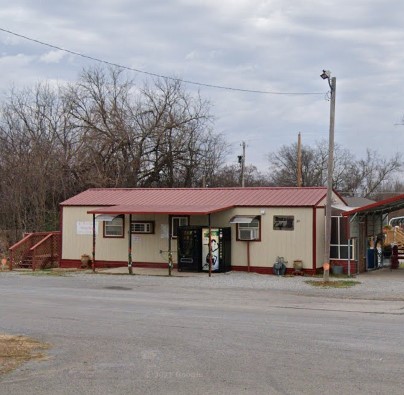 Boots Cafe | 111 W Seminole, Taft, OK 74463, USA | Phone: (918) 441-7373