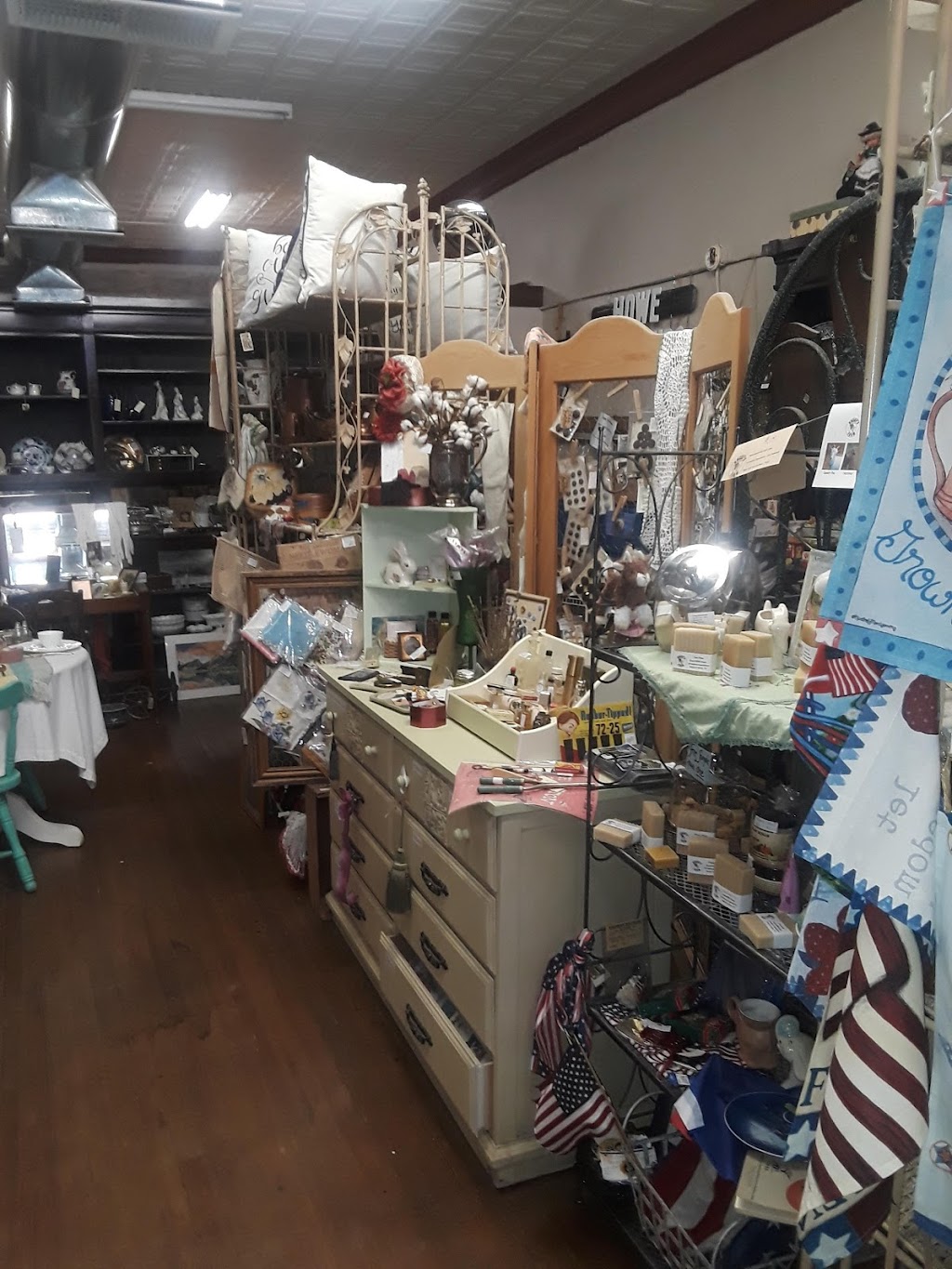 Howe Mercantile | 107 E Haning St, Howe, TX 75459 | Phone: (817) 313-2168