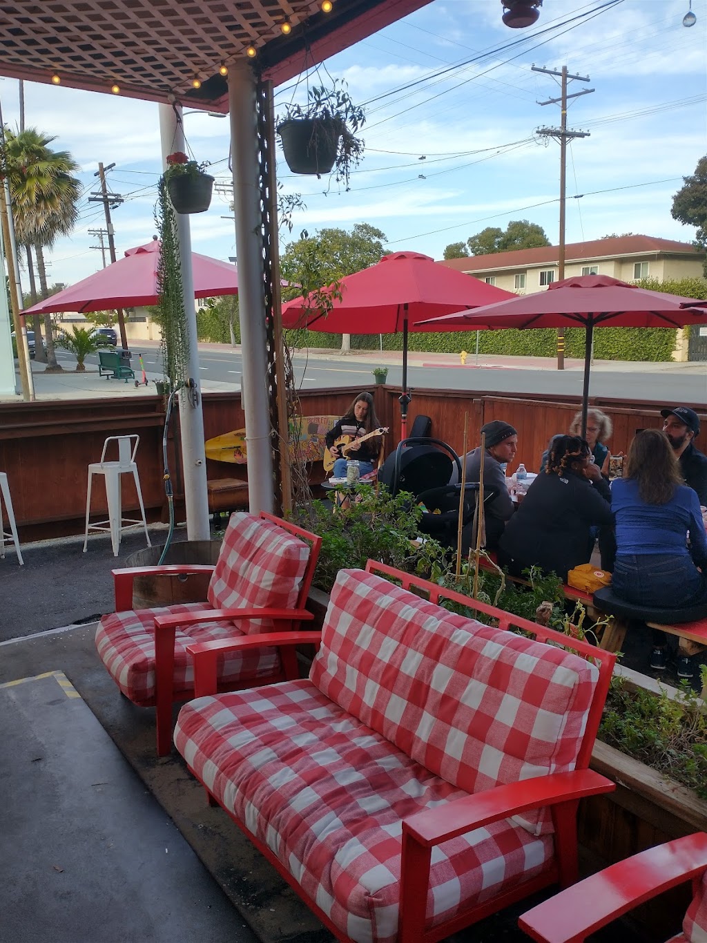 Whiskey Flats BBQ | 3401 S Pacific Ave, San Pedro, CA 90731, USA | Phone: (424) 267-6188