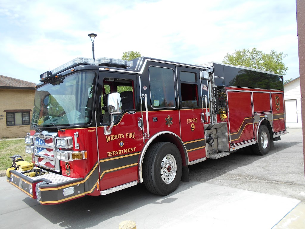 Wichita Firehouse 9 | 350 S Edgemoor St, Wichita, KS 67218, USA | Phone: (316) 268-4451