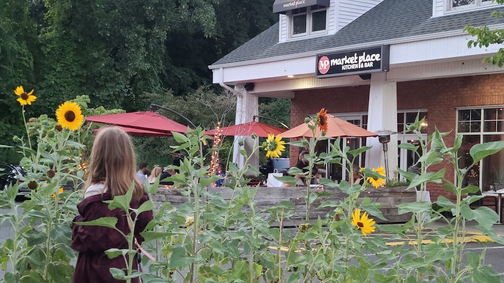 Market Place Kitchen & Bar - Danbury | 33 Mill Plain Rd, Danbury, CT 06811, USA | Phone: (203) 616-5836