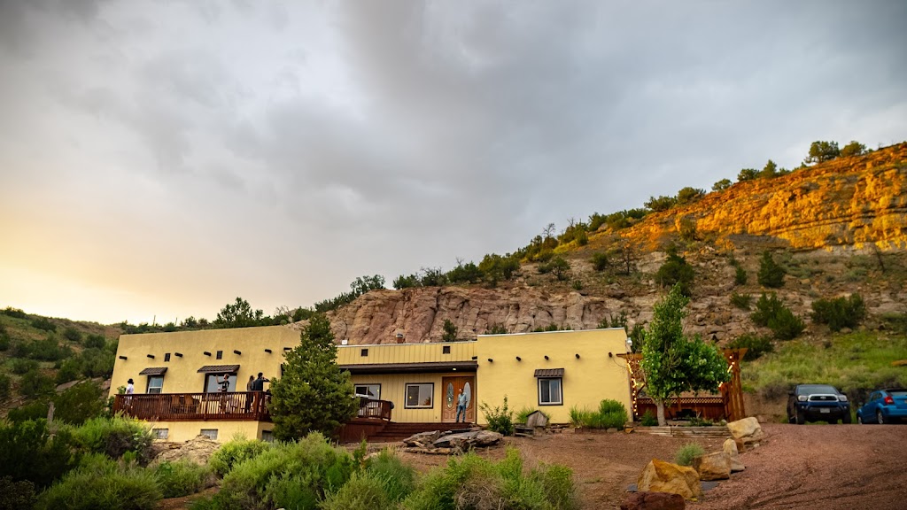 Royal Gorge Vacation Rentals | 45045 W U.S. 50, Cañon City, CO 81212, USA | Phone: (719) 275-7238