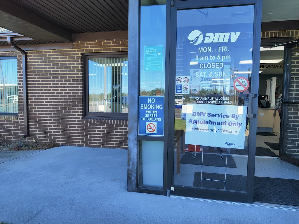 Virginia Department of Motor Vehicles | 27426 Southampton Pkwy, Courtland, VA 23837, USA | Phone: (804) 497-7100