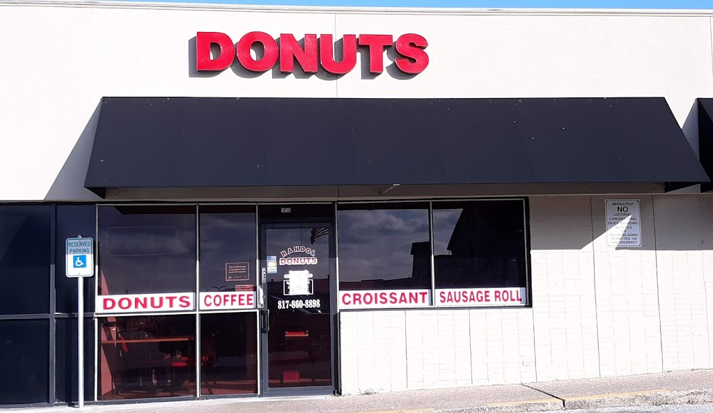 Randol Donut | 1610 W Randol Mill Rd, Arlington, TX 76012, USA | Phone: (817) 860-8898