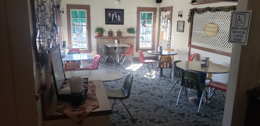 Antones Italian Food | 4125 Sunnyside Dr, Riverside, CA 92506, USA | Phone: (951) 682-5900