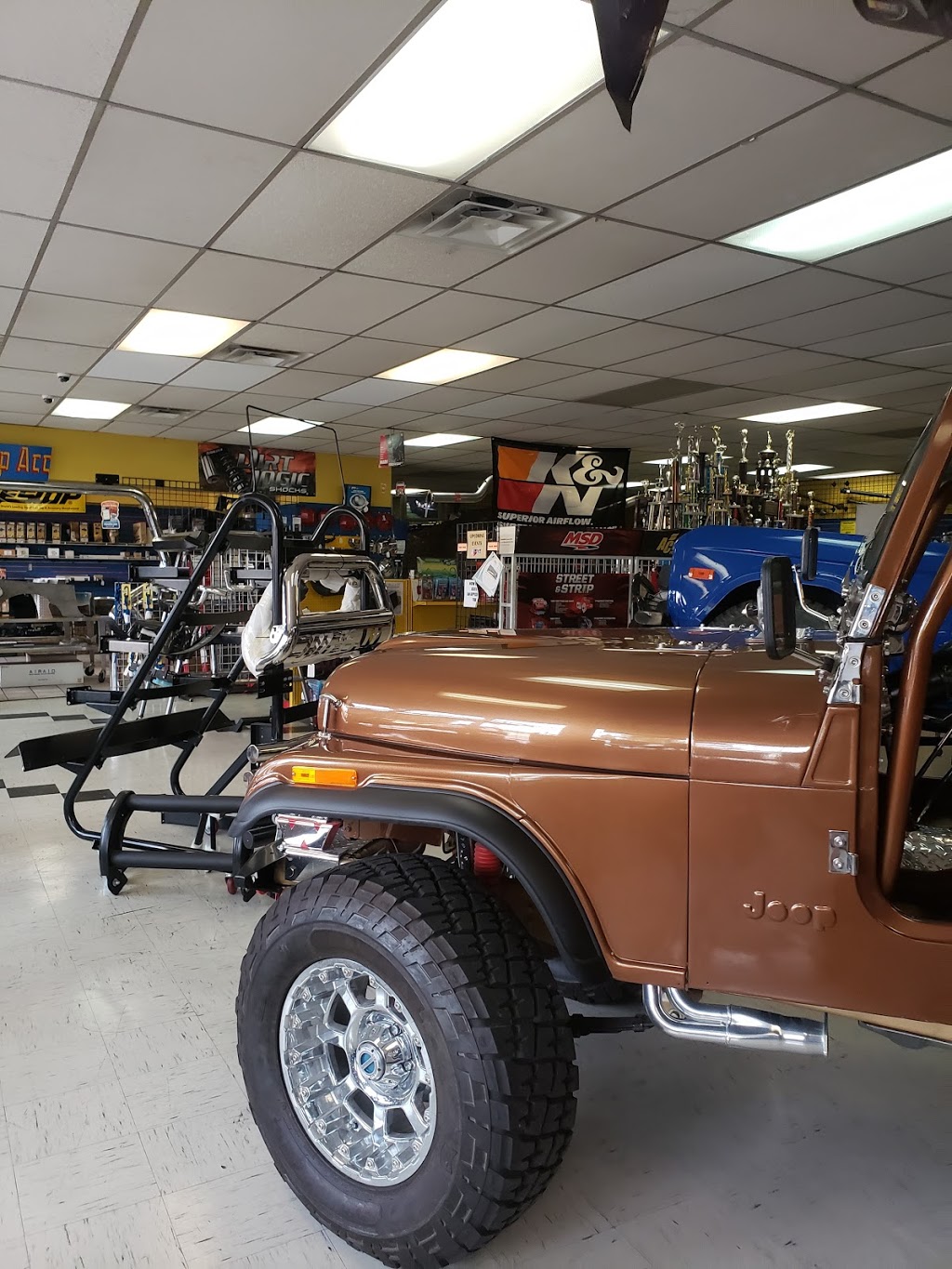 4 Wheel Center | 7210 Gateway Blvd E, El Paso, TX 79915, USA | Phone: (915) 593-4848