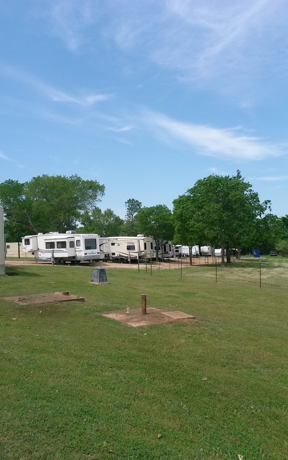 Sharpes Pecan Estates Mobile Home/RV Park | Sharpes Pecan Rd, Denison, TX 75021, USA | Phone: (903) 463-1728