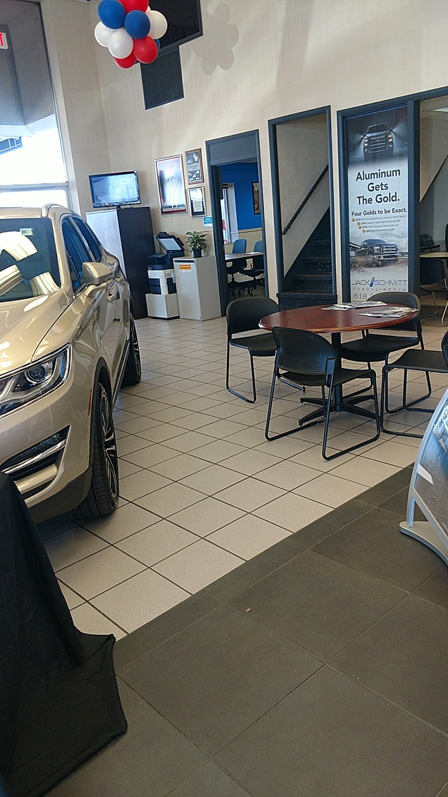 Jack Schmitt Ford | 1820 Vandalia St, Collinsville, IL 62234, USA | Phone: (618) 318-8284