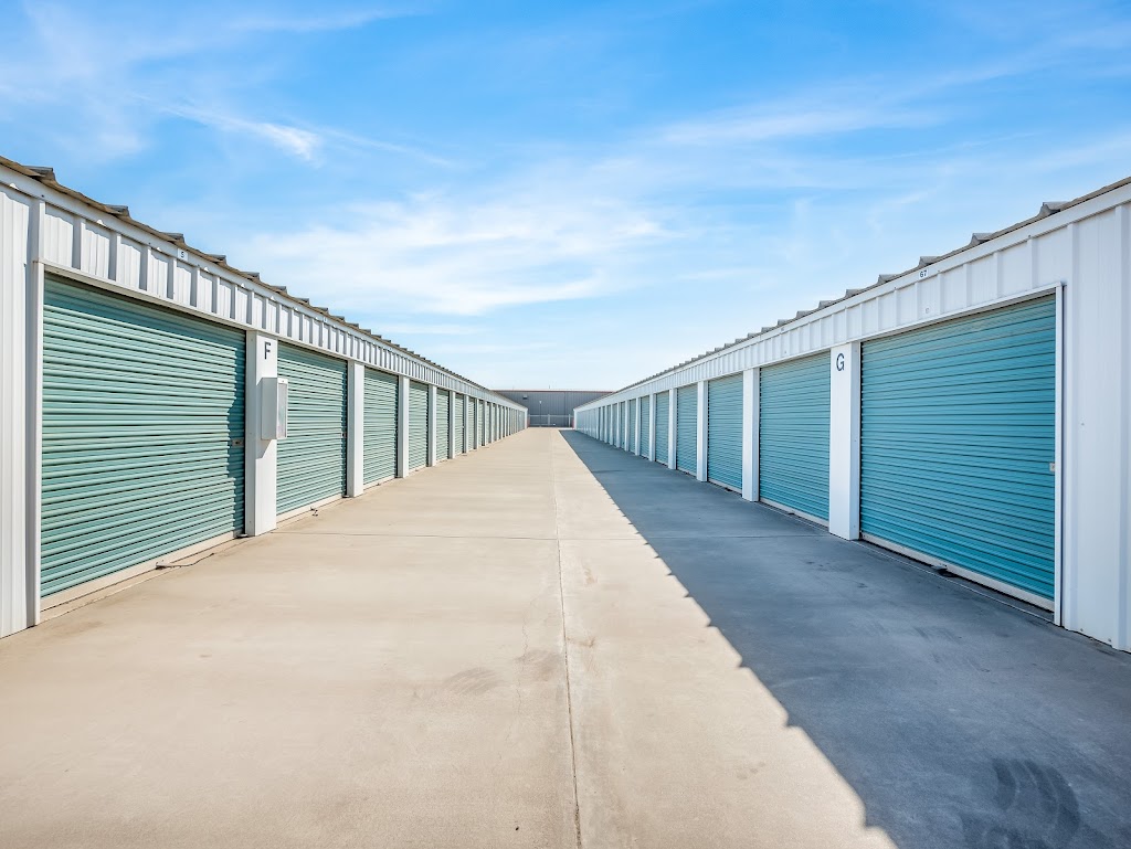 Glens Mini Storage | 7701 W Goshen Ave, Visalia, CA 93291 | Phone: (559) 651-1577