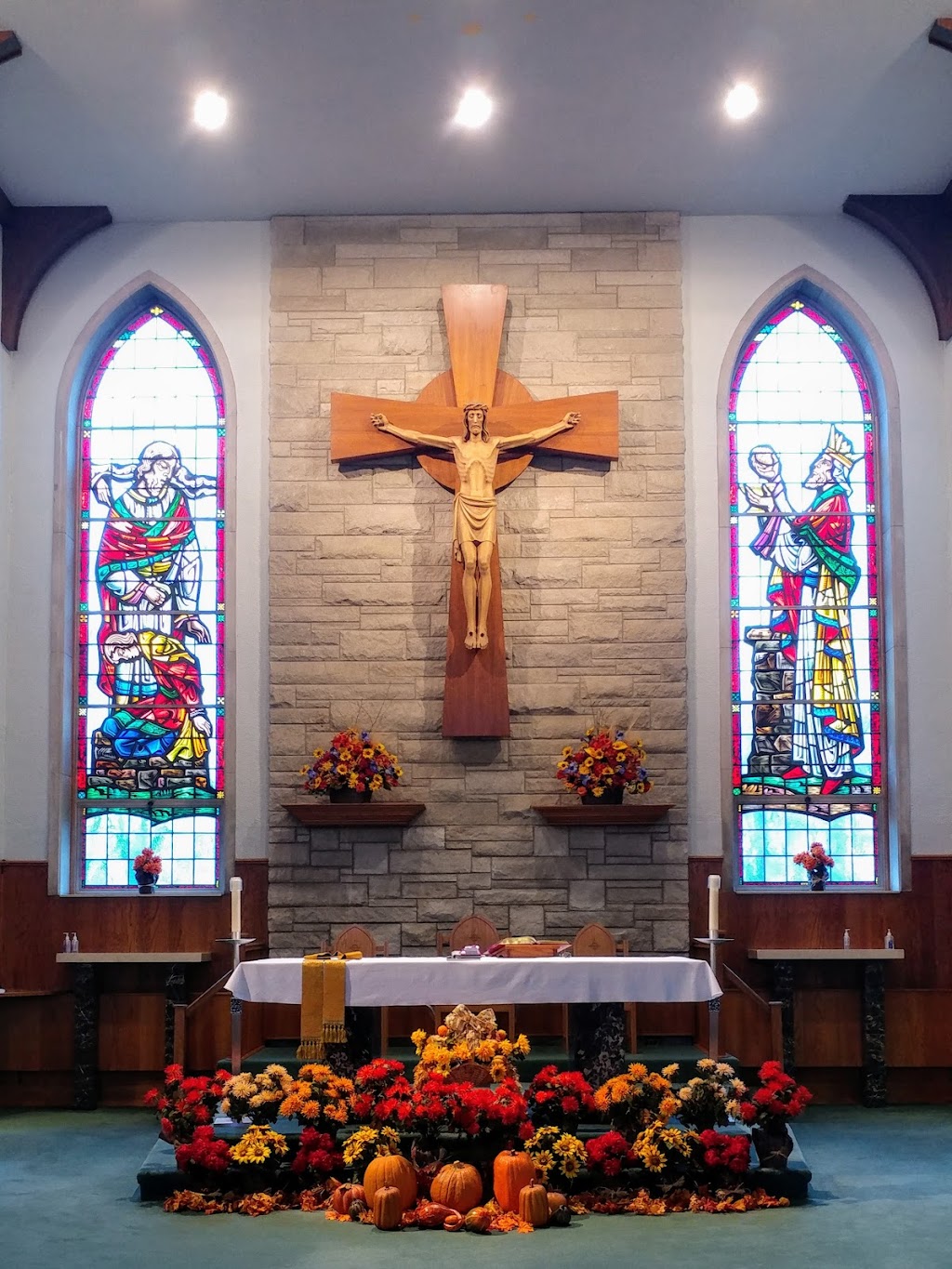 Our Lady of Peace Rc Church | 10950 Main St, Clarence, NY 14031, USA | Phone: (716) 759-8554