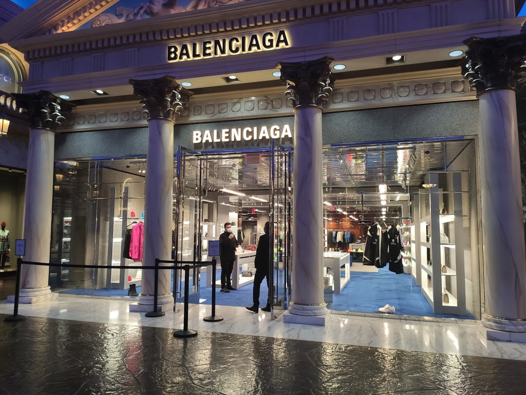 BALENCIAGA | The Forum Shops at Caesars 3500 S Las Vegas Boulevard, Suite C01A, Las Vegas, NV 89109, USA | Phone: (702) 732-1660