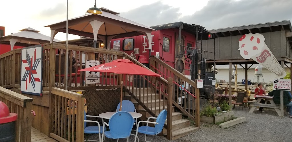 Coops Red Caboose | 571 W Main St, Arcade, NY 14009, USA | Phone: (585) 492-0222