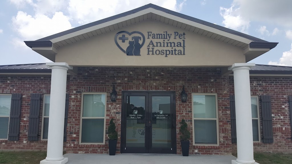 Family Pet Animal Hospital | 5566 LA-1, Lockport, LA 70374, USA | Phone: (985) 242-1030