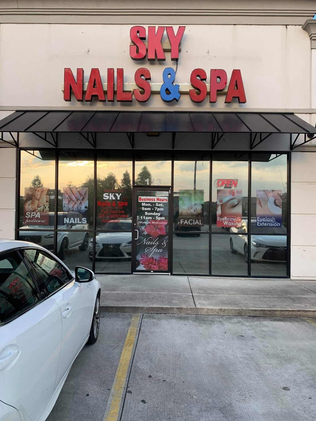 SKY Nails & Spa | 240 Range 12 Blvd, Denham Springs, LA 70726, USA | Phone: (225) 243-5567