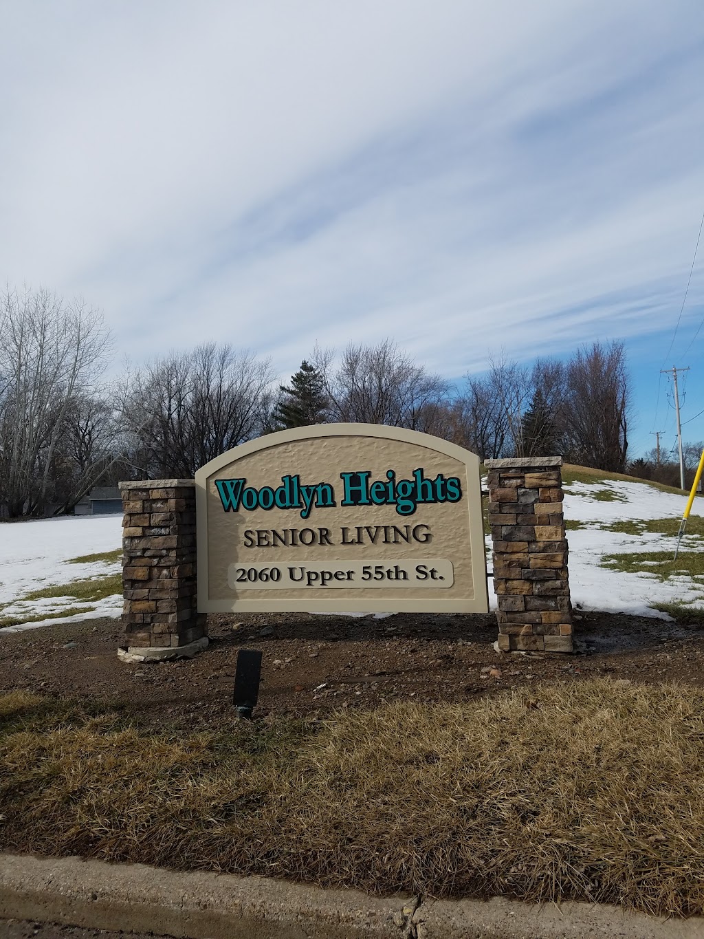 Woodlyn Heights Senior Living | 2060 Upper 55th St E, Inver Grove Heights, MN 55077, USA | Phone: (651) 451-1881