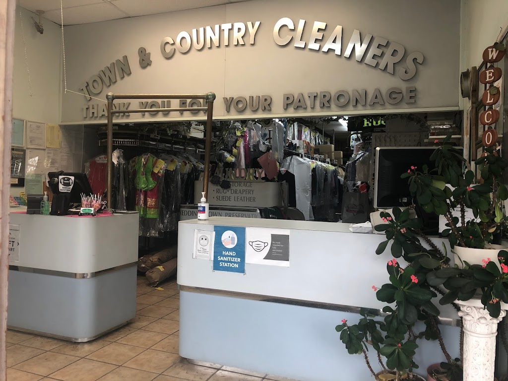 Town and Country Cleaners | 421 King St, Chappaqua, NY 10514, USA | Phone: (914) 238-3552