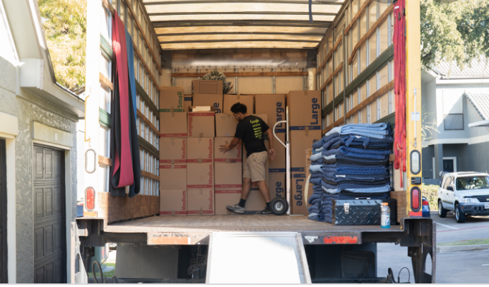 Oni romys movers | 7111 Greenwood Point Dr, Cypress, TX 77433, USA | Phone: (346) 321-1211