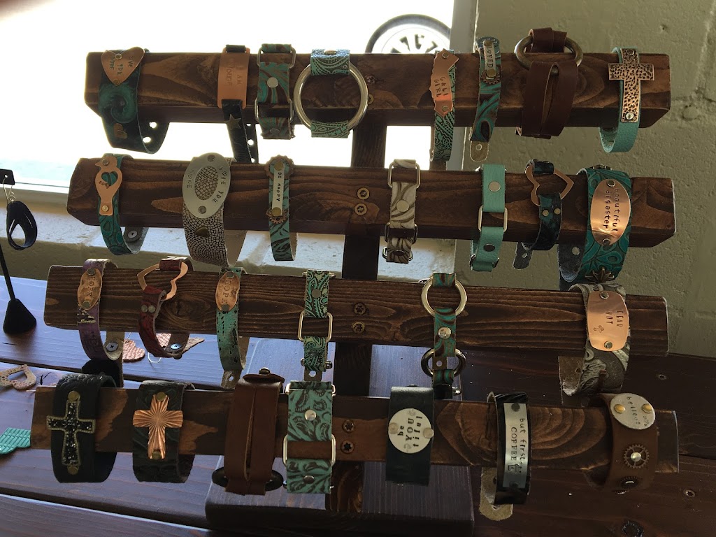 The Sierra Gallery & Boutique | 35569 CA-190, Springville, CA 93265, USA | Phone: (559) 783-4011