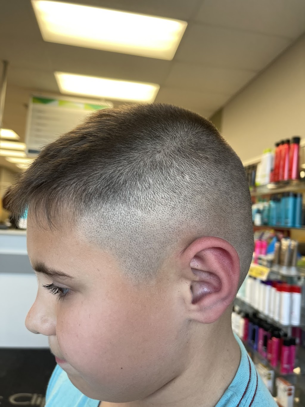 Sport Clips Haircuts of Fairlawn | 3737 W Market St H, Fairlawn, OH 44333, USA | Phone: (330) 665-4200