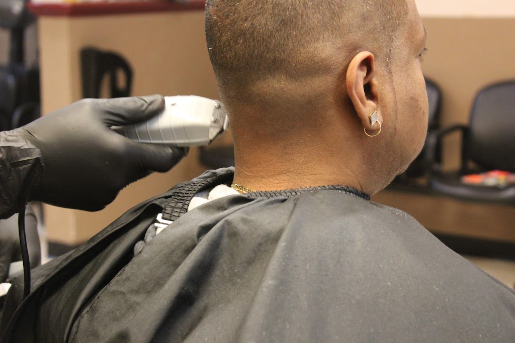 JBs Barber Shop 2 | 5801 W Britton Rd Apt D, Oklahoma City, OK 73132 | Phone: (405) 603-6240