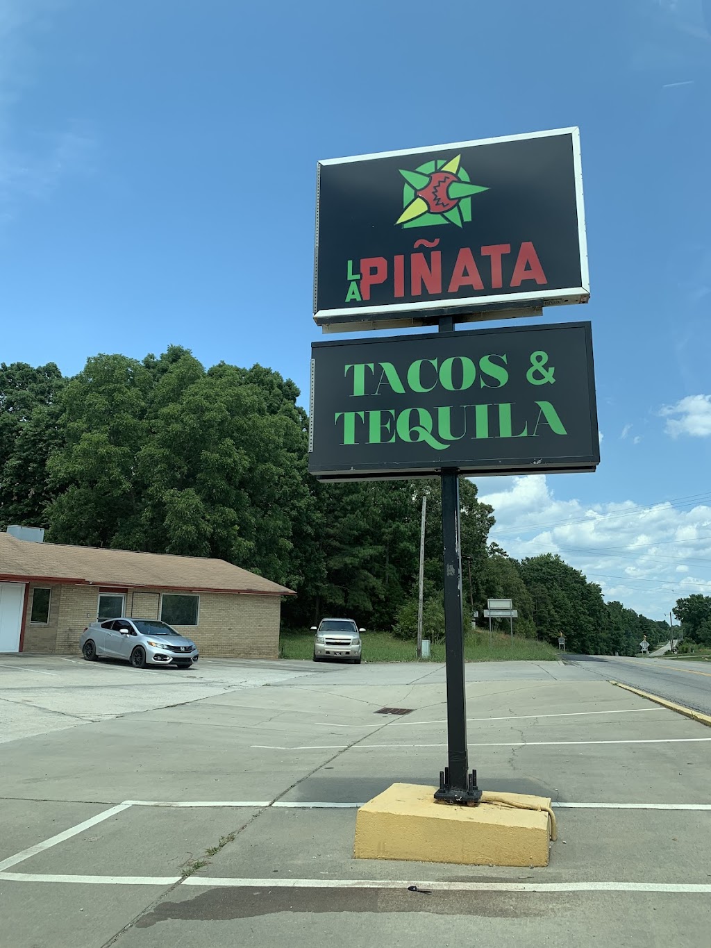 La Piñata Tacos & Tequila | 4471 Pageland Hwy, Lancaster, SC 29720, USA | Phone: (803) 283-0611