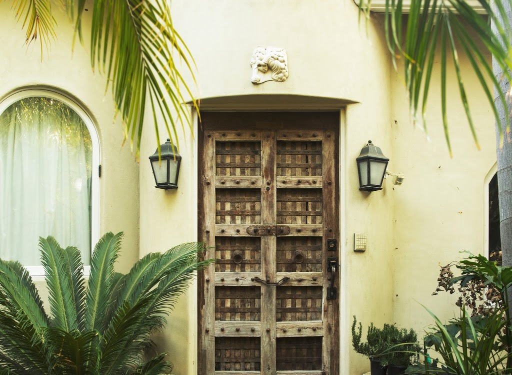 Beverly Hills Spanish Bed and Breakfast | Beverly Hills, CA 90210, USA | Phone: (347) 762-8292