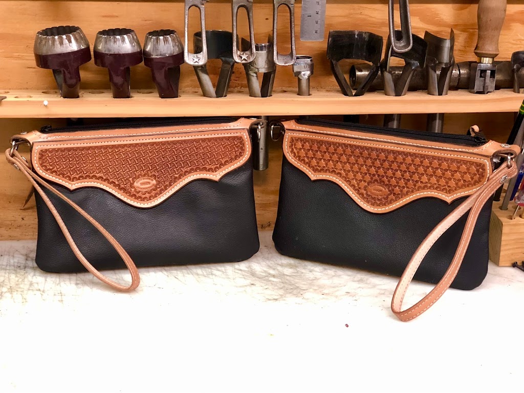 Manning Custom Leather | 3908 Windmill Rd, Joshua, TX 76058, USA | Phone: (817) 755-0884