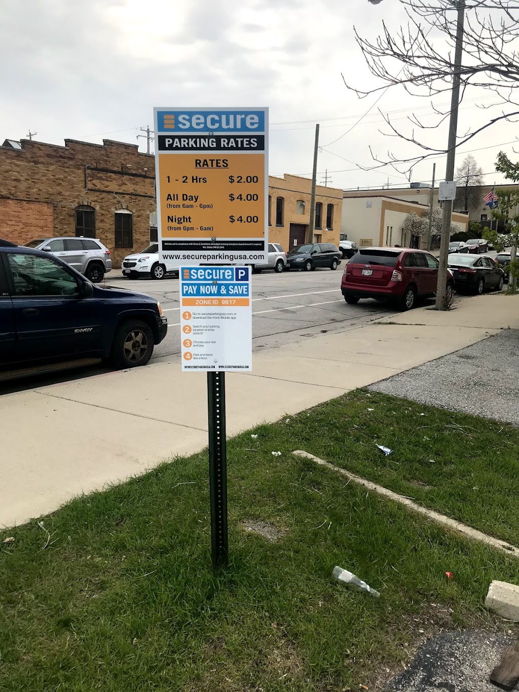 4th & Vliet Lot | 1402 Vel R. Phillips Ave, Milwaukee, WI 53212, USA | Phone: (414) 847-5723