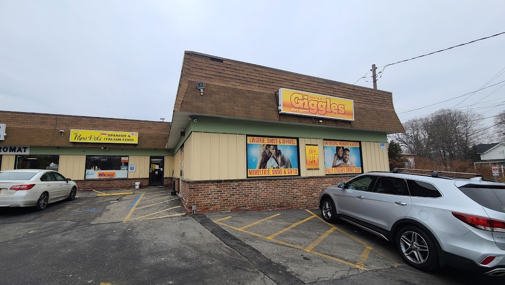 Giggles Adult Store in Carmel | 1739 US-6, Carmel Hamlet, NY 10512, USA | Phone: (845) 225-3375