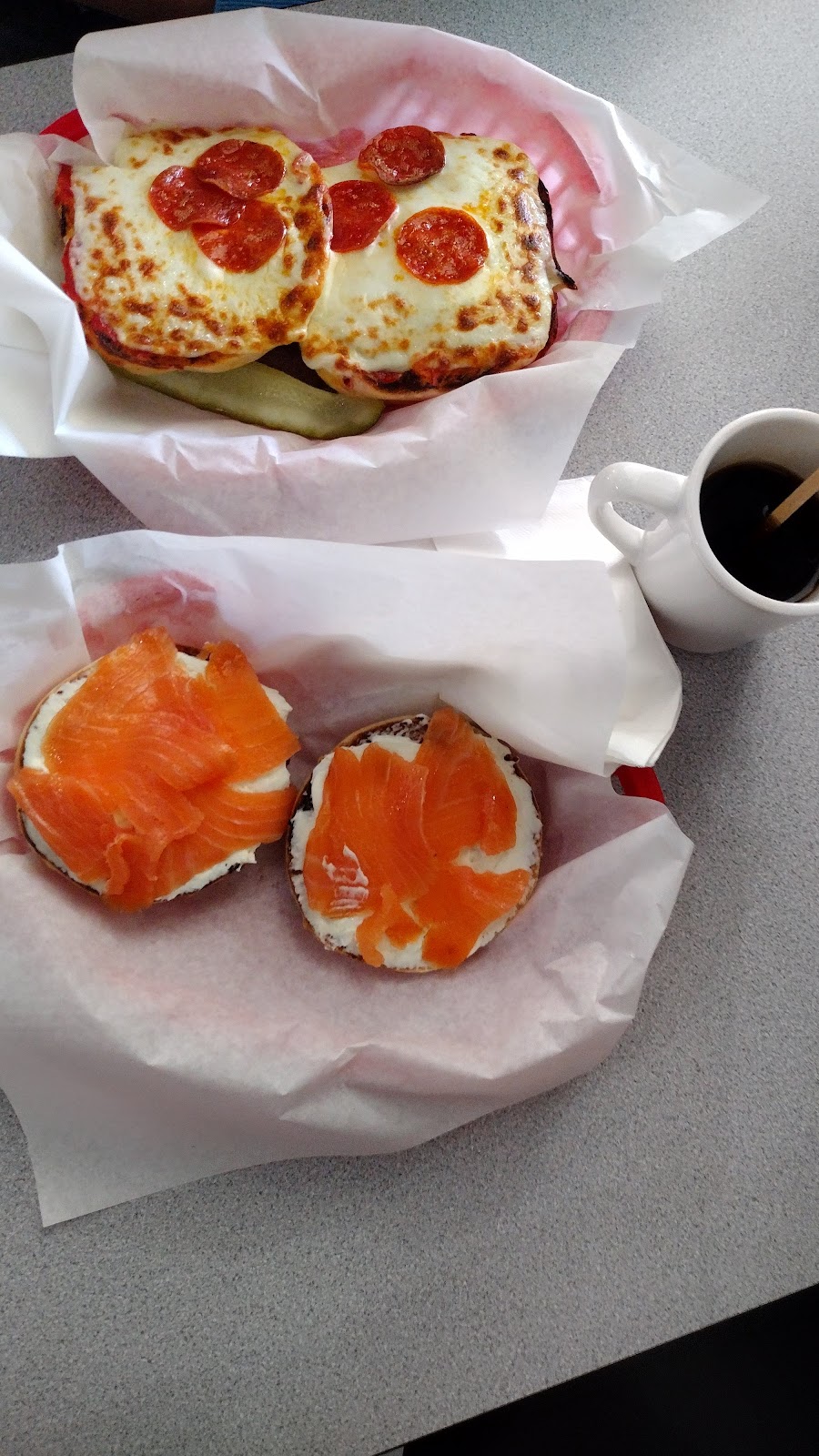 42nd Street Bagel Cafe | 225 N Yale Ave, Claremont, CA 91711, USA | Phone: (909) 624-7655