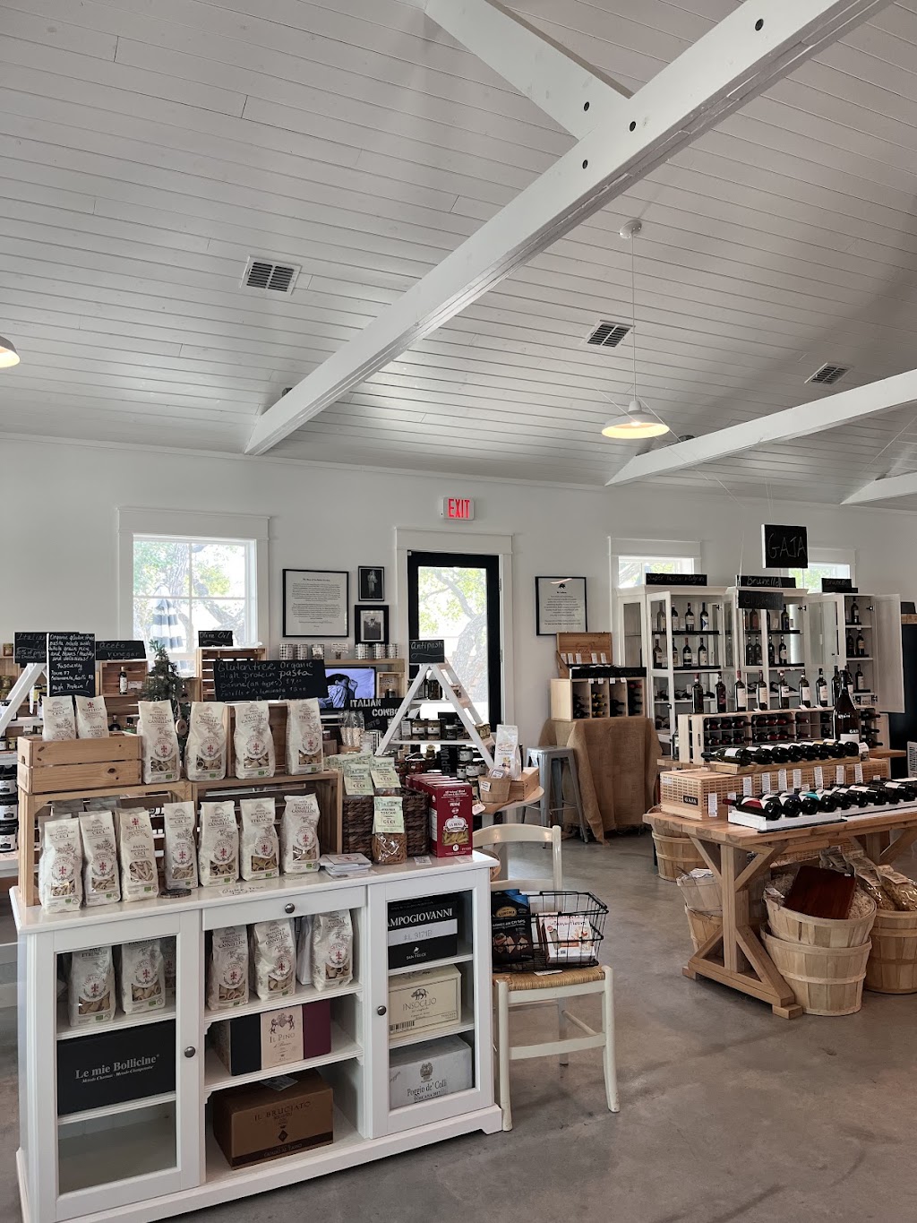 Italian Cowboy Food & Provisions | 2615 TX-35 BUS N, Rockport, TX 78382, USA | Phone: (361) 463-0747