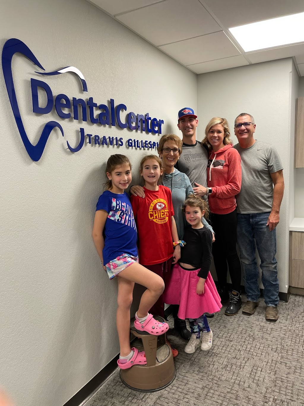 The Dental Center- Travis Gillespie, DDS | 200 E 30th Ave Suite A, Hutchinson, KS 67502, USA | Phone: (620) 663-9133