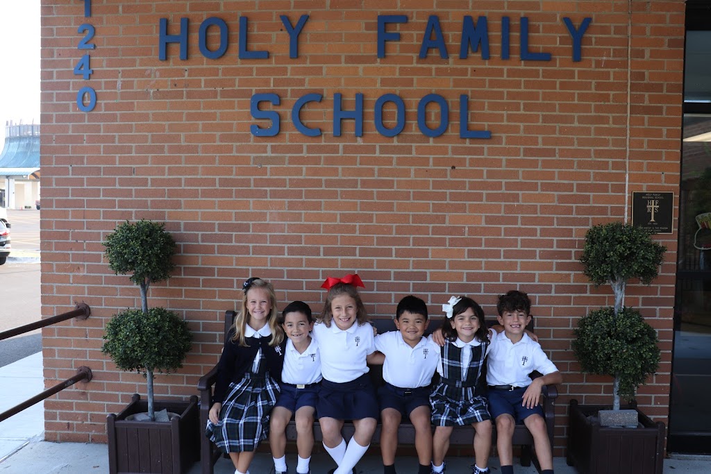 Holy Family Regional School - North Campus Grades Y5-3 | 1240 Inglewood Ave, Rochester, MI 48307 | Phone: (248) 299-3798