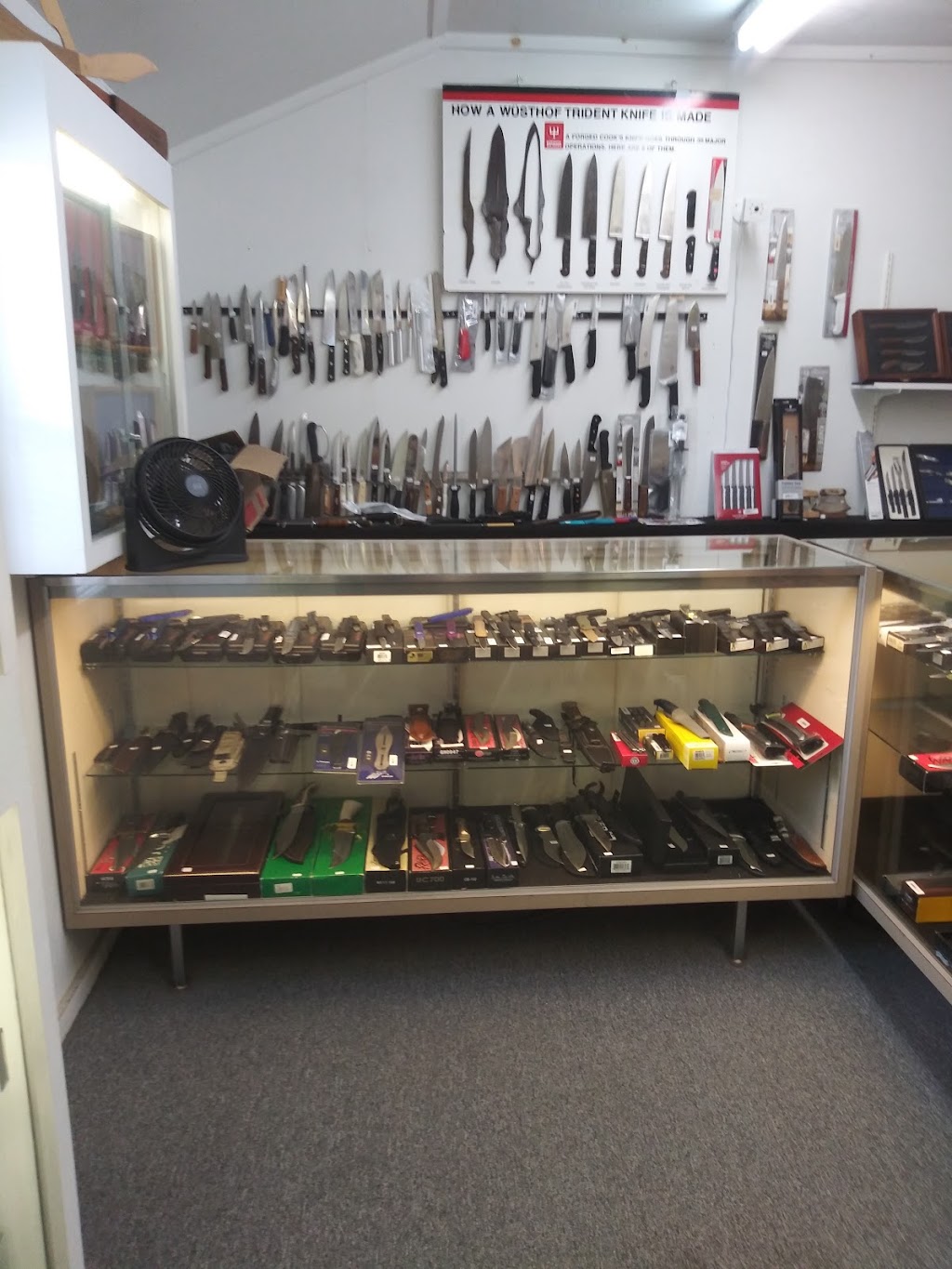 Knife Place | 3025 Knights Station Rd, Lakeland, FL 33810, USA | Phone: (863) 858-2202