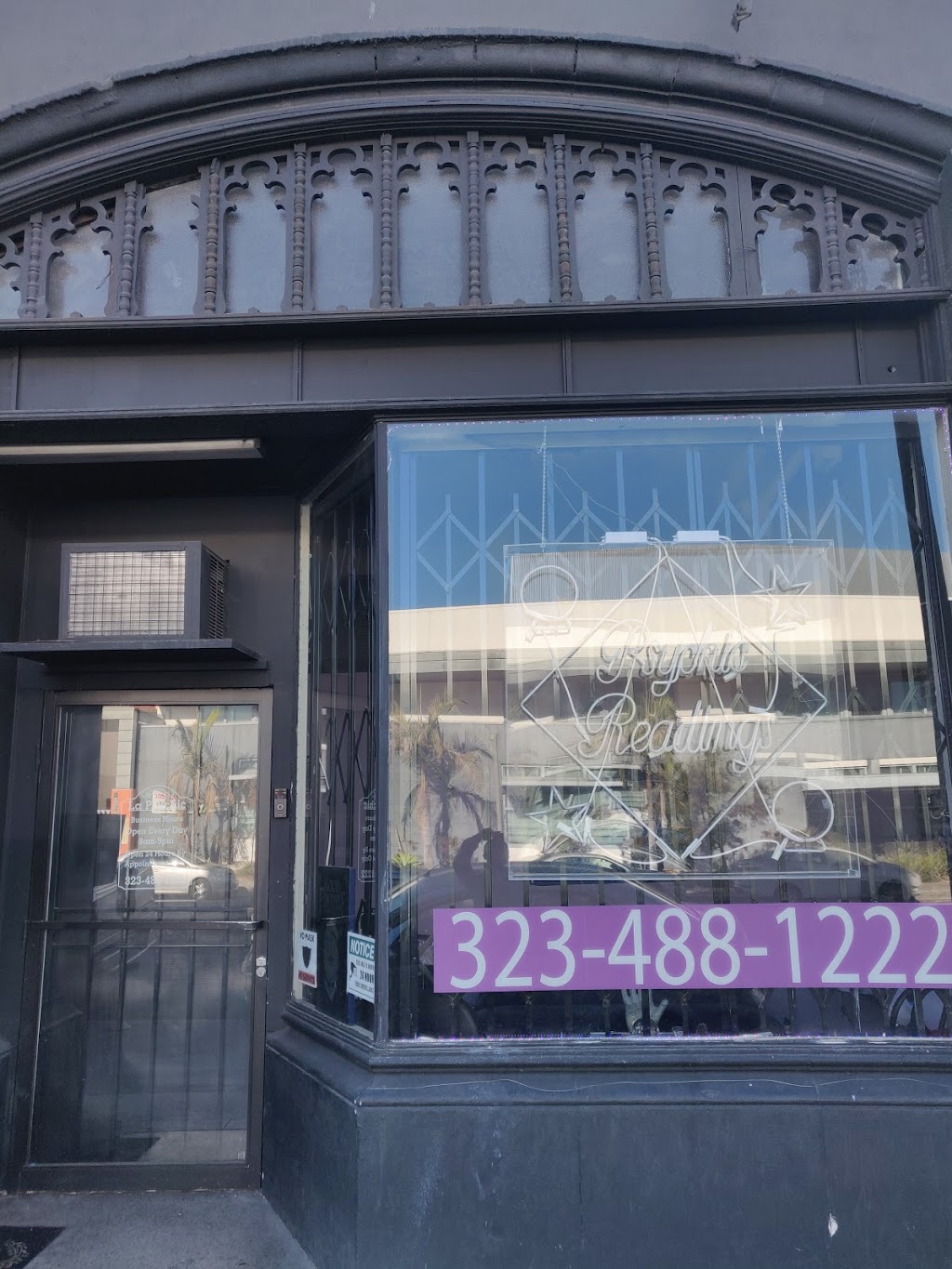 8th st psychic consult | 3182 W 8th St, Los Angeles, CA 90005, USA | Phone: (323) 488-1222