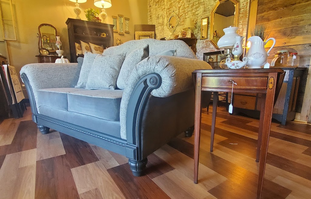 Upcycles -by Lori D | 1913 233rd Ave NE, East Bethel, MN 55005, USA | Phone: (612) 807-5355