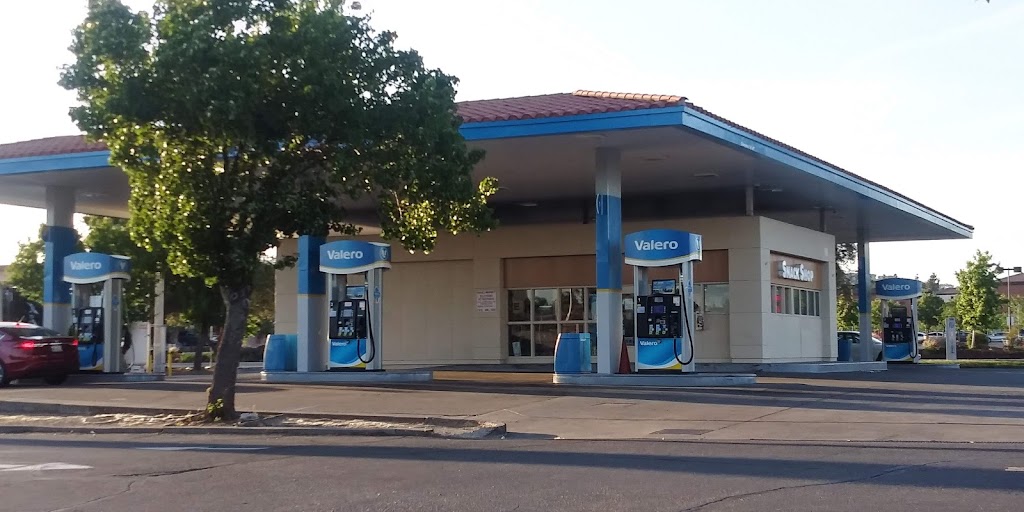 Fairfield Valero | 2595 N Texas St, Fairfield, CA 94533, USA | Phone: (210) 345-2000