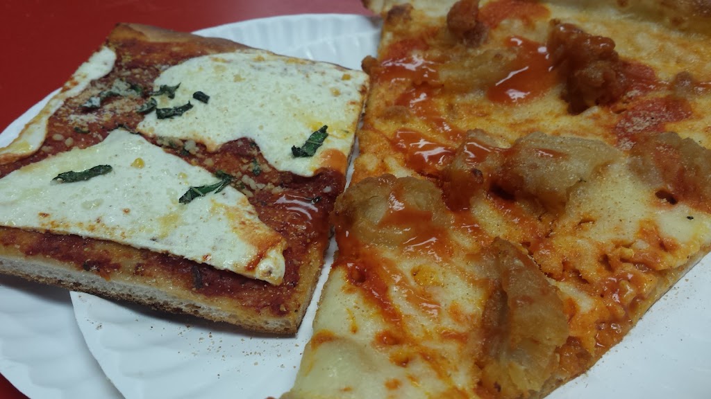 Loveys Pizza & Grill | 91 W Hanover Ave, Morris Plains, NJ 07950, USA | Phone: (973) 455-0677