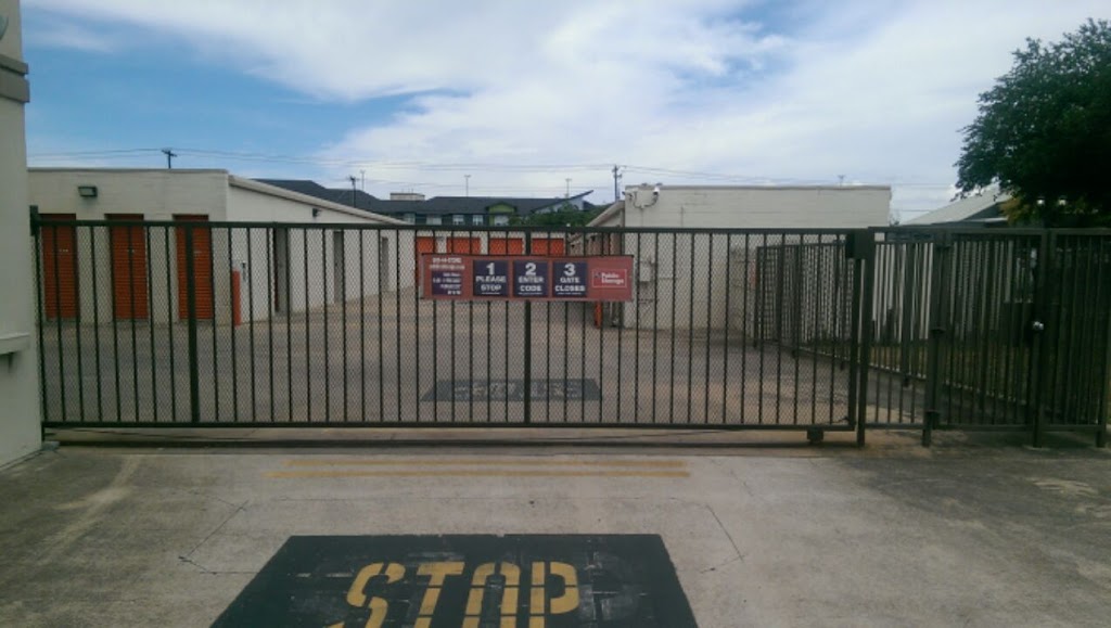 Public Storage | 12915 Research Blvd, Austin, TX 78750, USA | Phone: (512) 524-9550