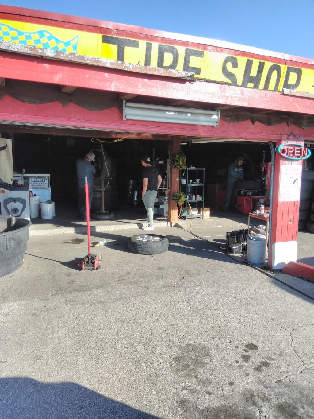 T-Town Tire and Auto Service | 2645 N Lewis Ave, Tulsa, OK 74110, USA | Phone: (918) 794-7222