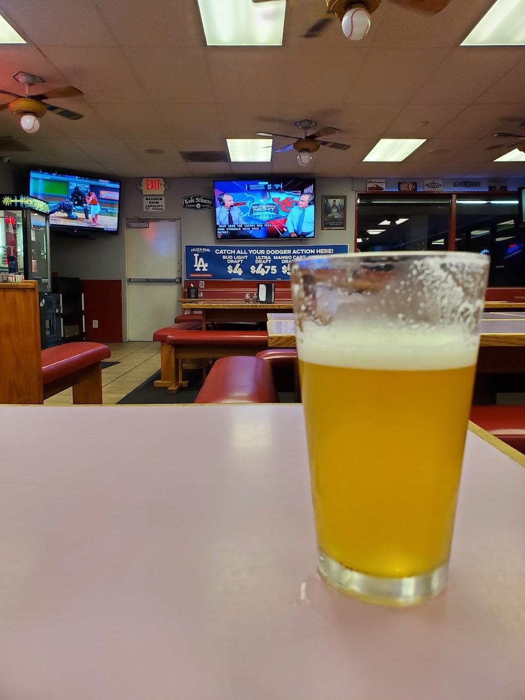 Barbonis Pizza Alta Loma | 9792 19th St, Rancho Cucamonga, CA 91737, USA | Phone: (909) 989-4636 Barbonis Pizza Alta Loma | 9792 19th St, Rancho Cucamonga, CA 91737, USA | Phone: (909) 989-4636