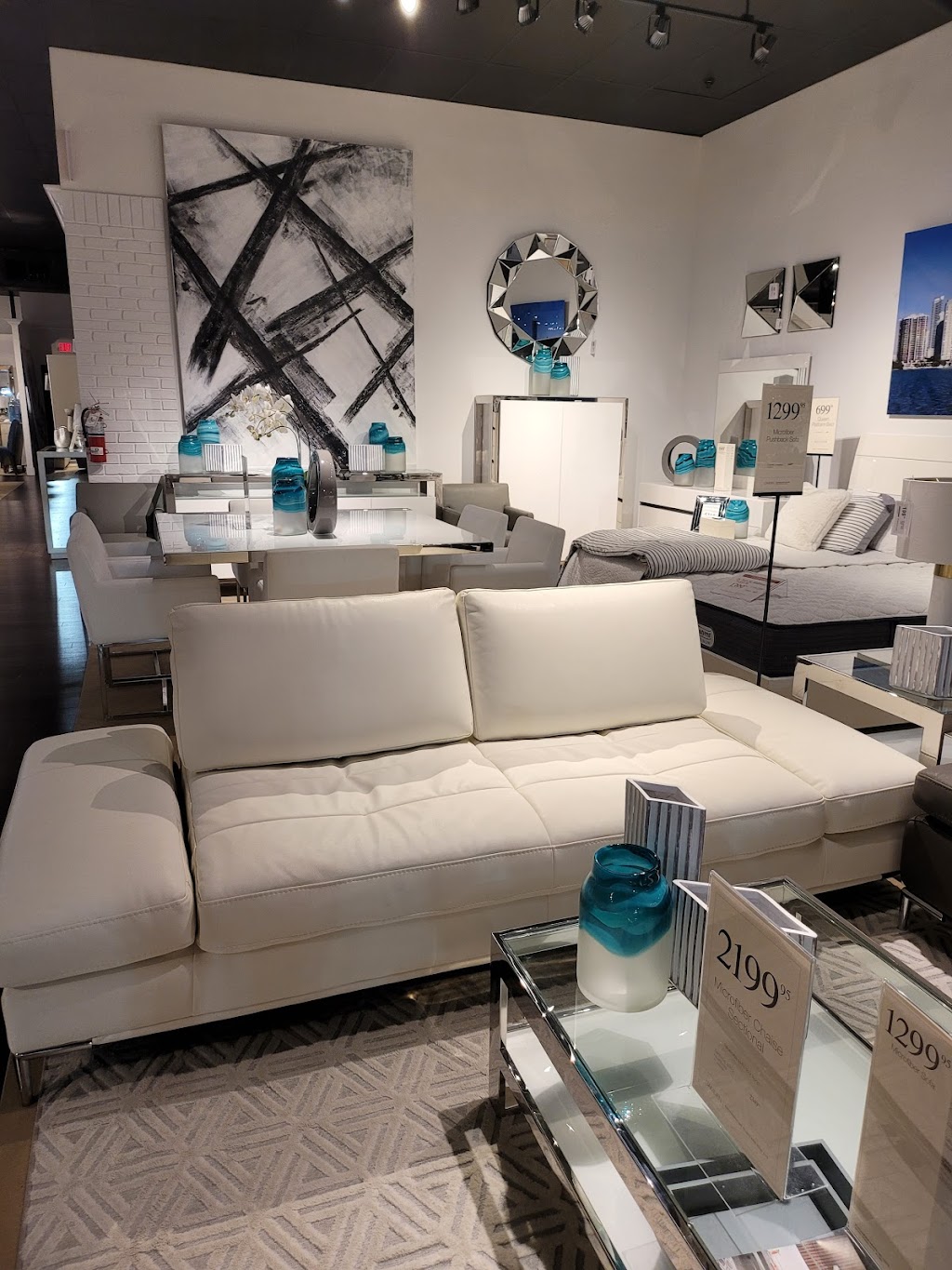 CITY Furniture | 3501 N Federal Hwy, Fort Lauderdale, FL 33308 | Phone: (954) 564-7700